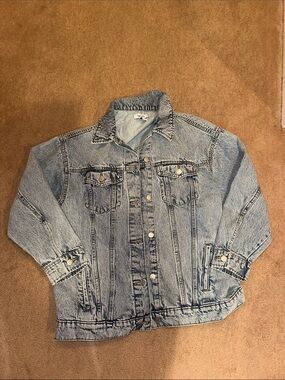 Amazon Essentials Light Wash Oversized Denim Jacket
